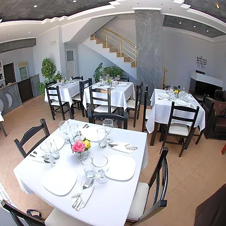 Doka Aparthotel Sarandë